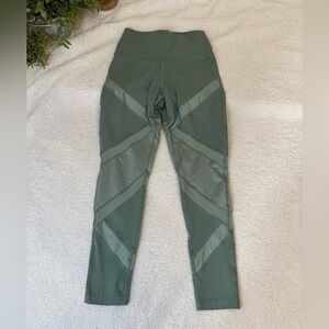 Offline by Aerie The Hugger High Waisted Ribbed Legging